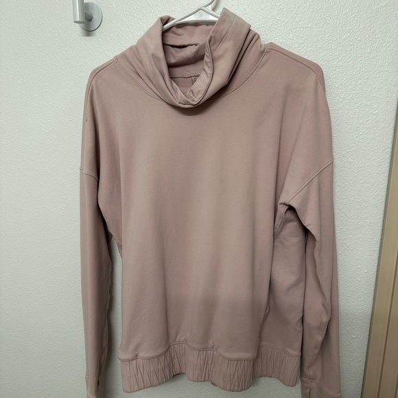 LULULEMON - TURTLENECK PULLOVER W/ POCKETS - Picture 1 of 10